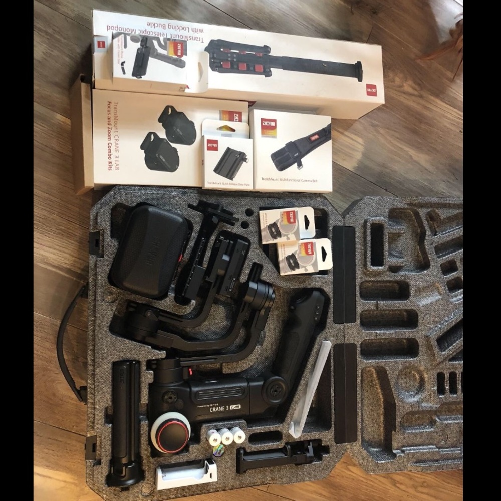 NEW DSLR Gimbal Crane 3 Stabilizer by Zhiyun